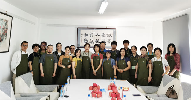 《北京岩彩绘画精品课程班》正式开学